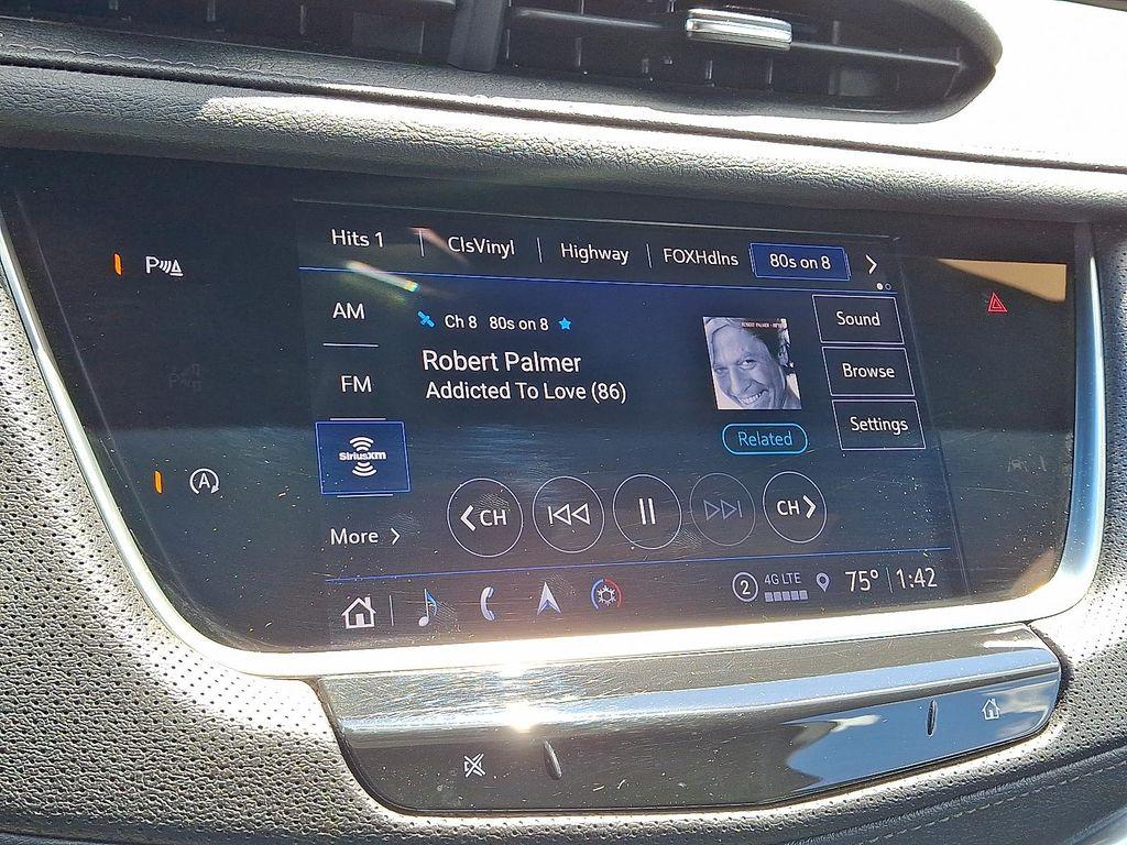 used 2023 Cadillac XT5 car, priced at $35,995
