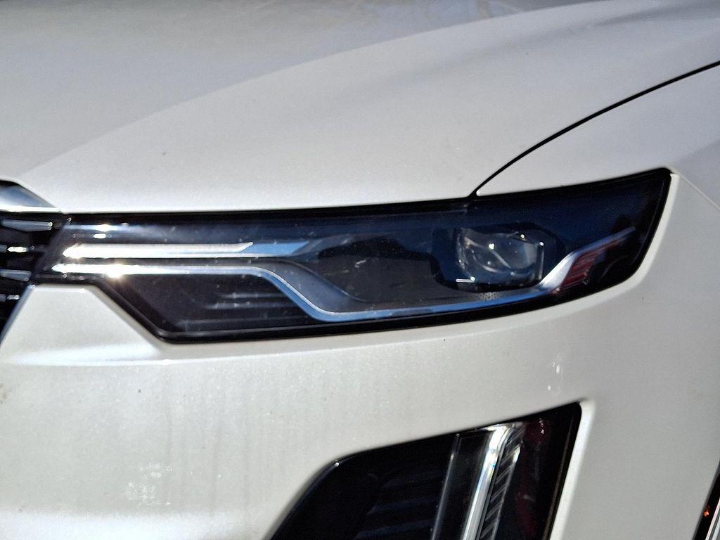 used 2023 Cadillac XT6 car, priced at $37,495