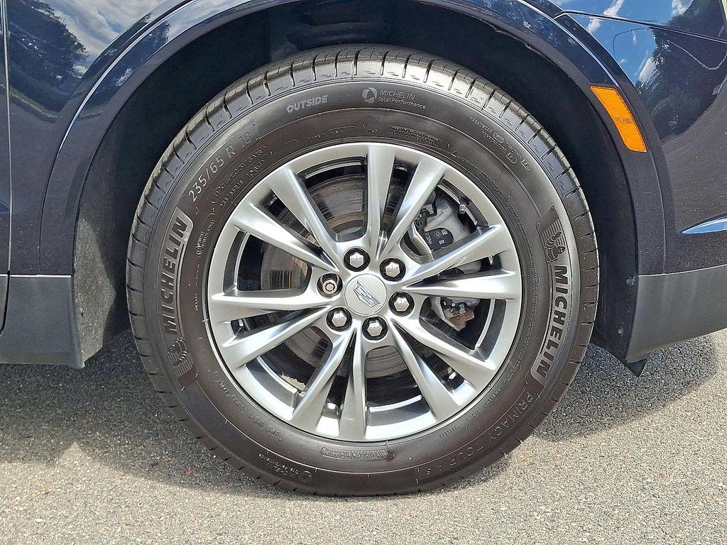 used 2021 Cadillac XT5 car, priced at $28,995