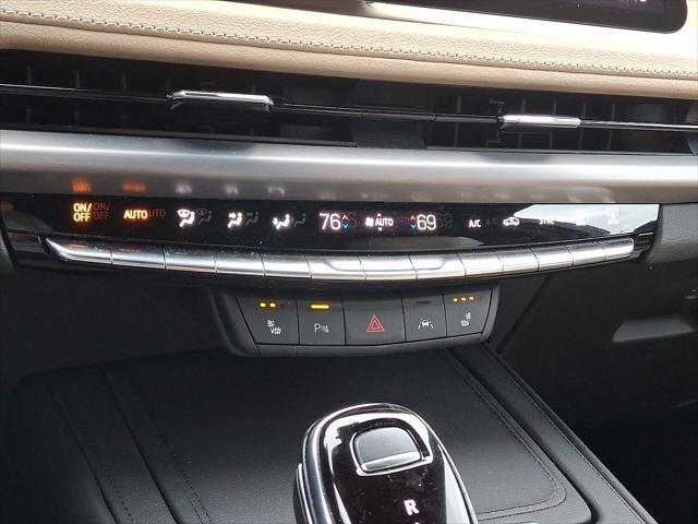 used 2024 Cadillac XT4 car, priced at $34,895