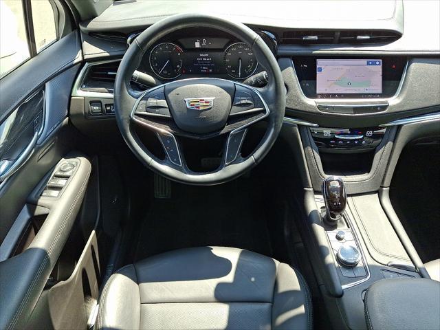 used 2022 Cadillac XT5 car, priced at $33,795