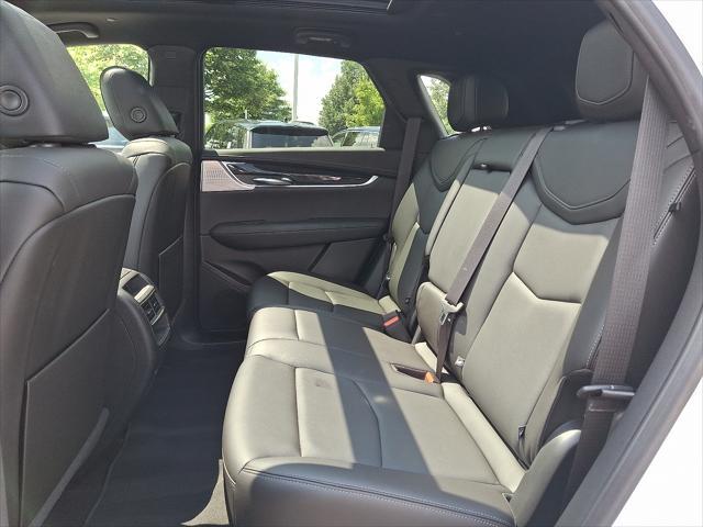 used 2022 Cadillac XT5 car, priced at $33,795