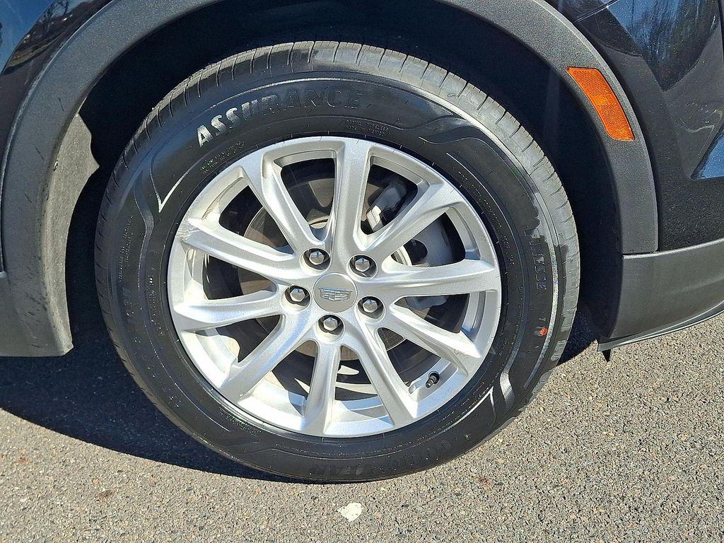used 2023 Cadillac XT4 car, priced at $26,425