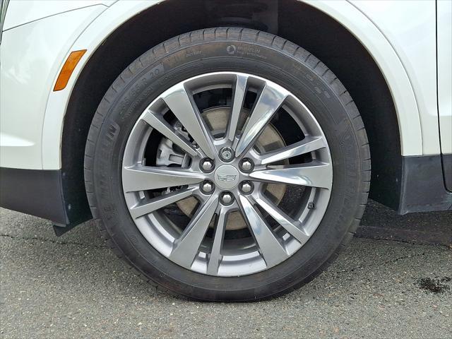 used 2022 Cadillac XT5 car, priced at $33,984