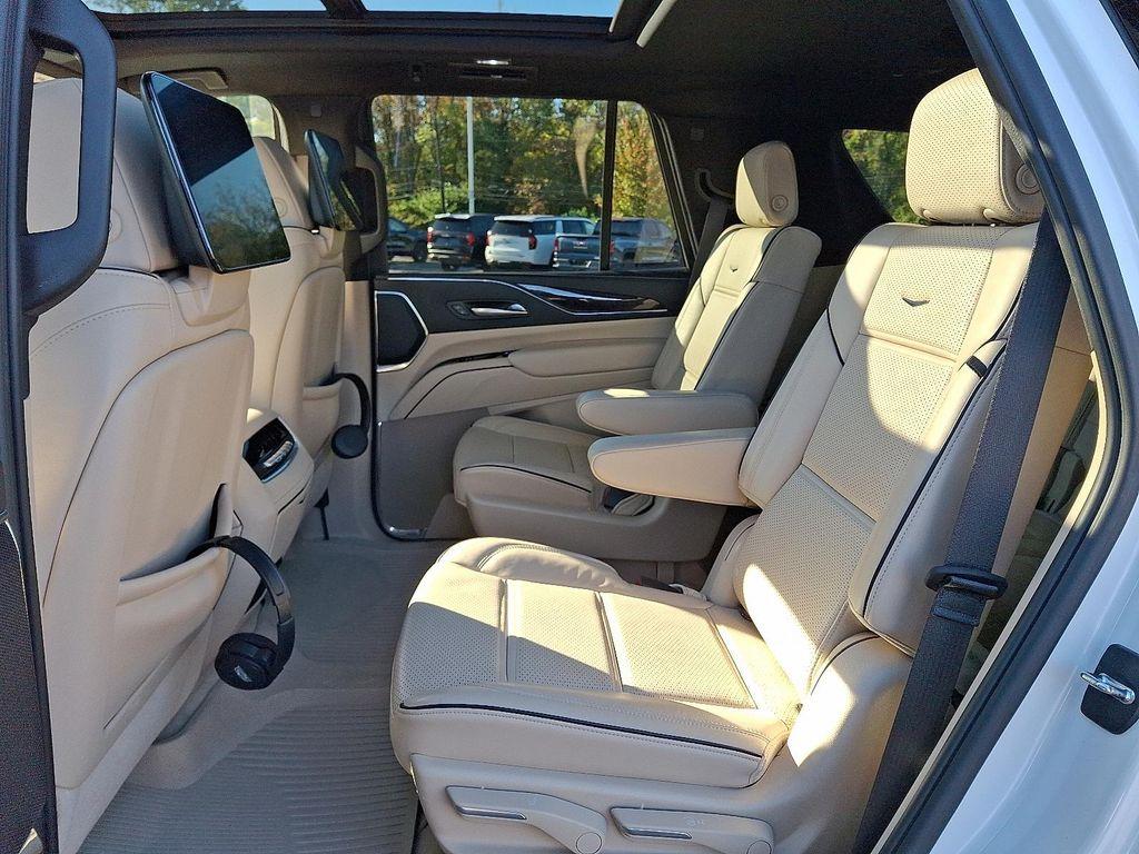used 2023 Cadillac Escalade car, priced at $71,975