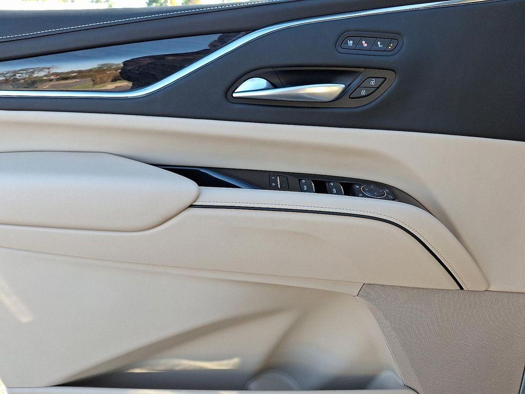 used 2023 Cadillac Escalade car, priced at $71,975
