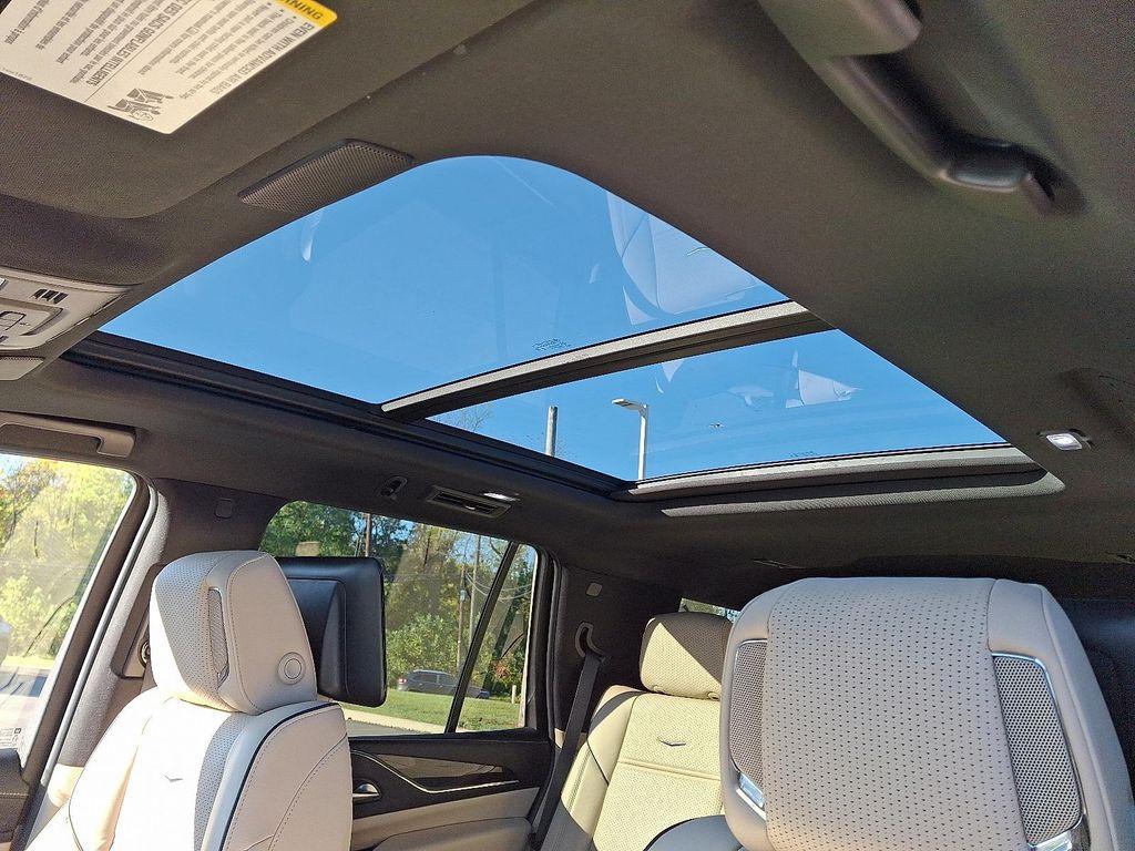 used 2023 Cadillac Escalade car, priced at $71,975
