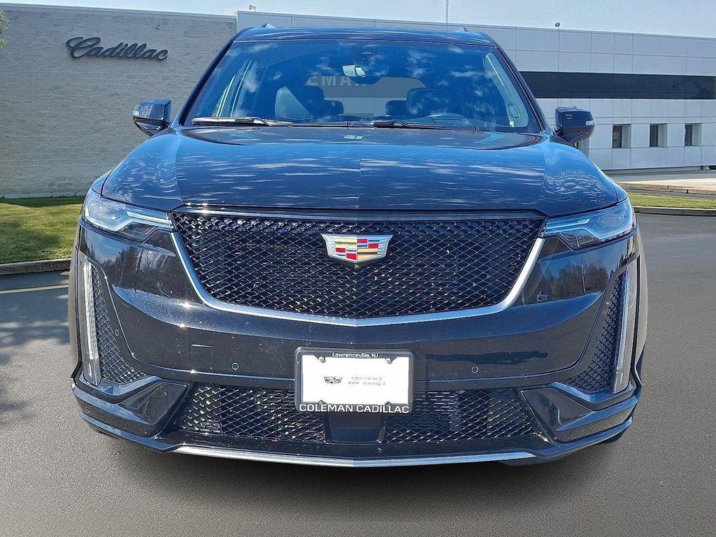 used 2025 Cadillac XT6 car, priced at $53,994