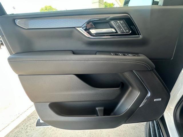new 2025 GMC Yukon XL car, priced at $79,559