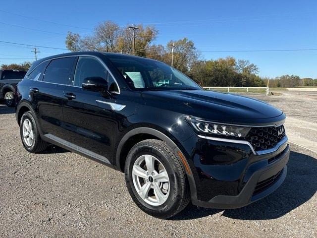 used 2023 Kia Sorento car, priced at $23,000