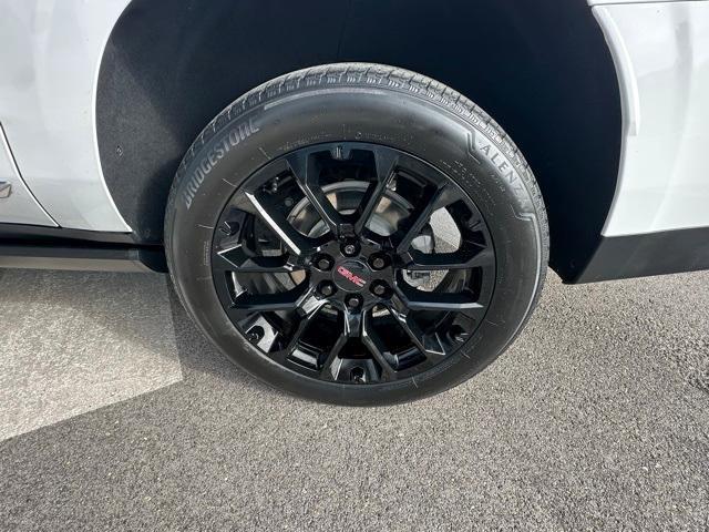 used 2023 GMC Yukon XL car, priced at $58,000
