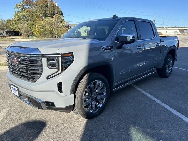 new 2025 GMC Sierra 1500 car, priced at $70,575