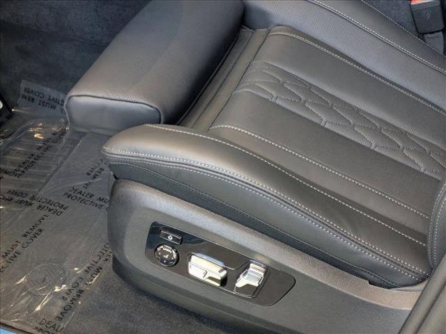 new 2026 BMW ALPINA XB7 car, priced at $168,975