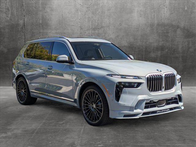 new 2025 BMW X7 car, priced at $157,345