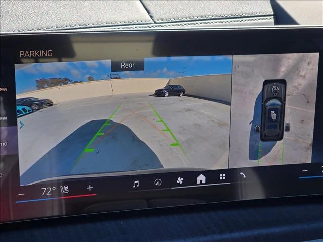 new 2026 BMW ALPINA XB7 car, priced at $162,025