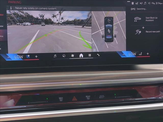 new 2025 BMW 760 car, priced at $134,085