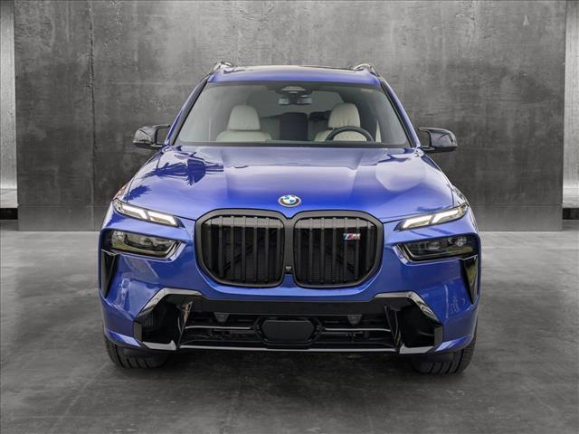 new 2025 BMW X7 car, priced at $119,010