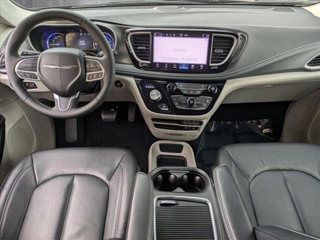 used 2022 Chrysler Pacifica Hybrid car, priced at $33,999