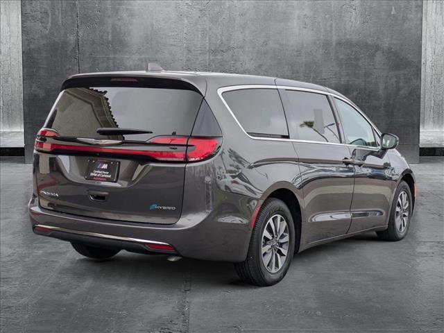 used 2022 Chrysler Pacifica Hybrid car, priced at $33,999