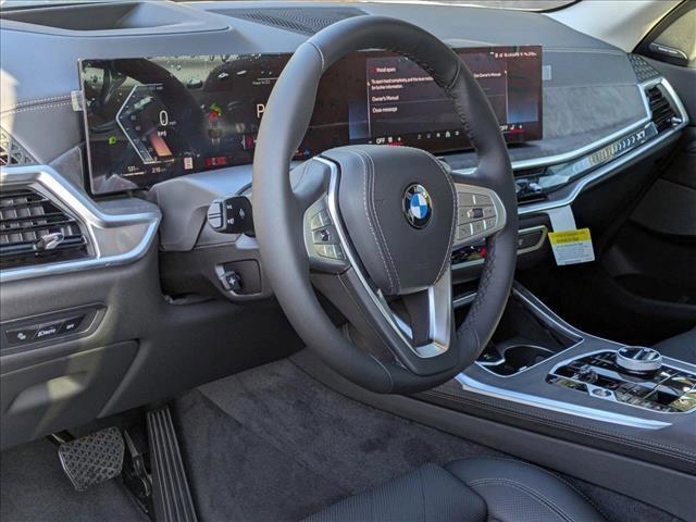 new 2025 BMW X7 car, priced at $89,880