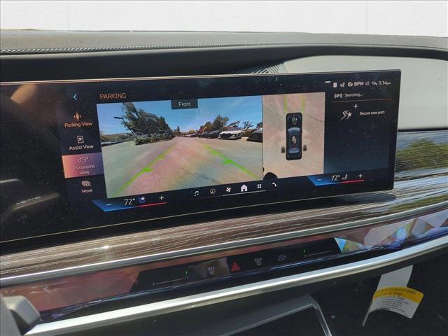 new 2025 BMW 760 car, priced at $137,630