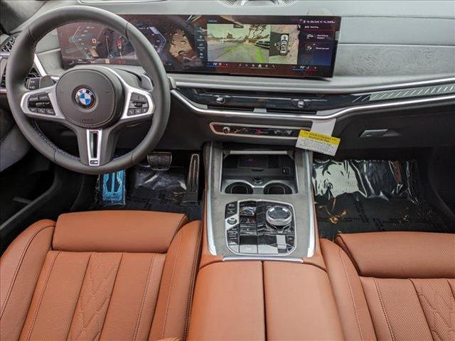 new 2025 BMW X7 car, priced at $123,085