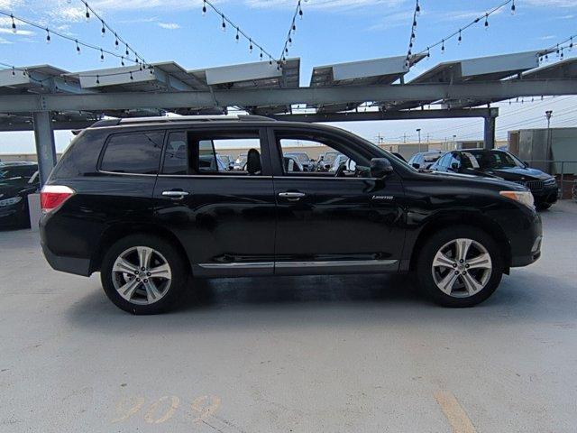 used 2013 Toyota Highlander car, priced at $17,500