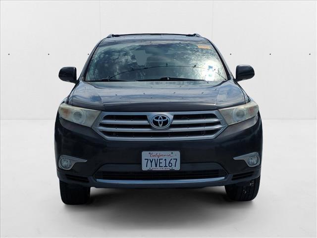 used 2013 Toyota Highlander car, priced at $17,500