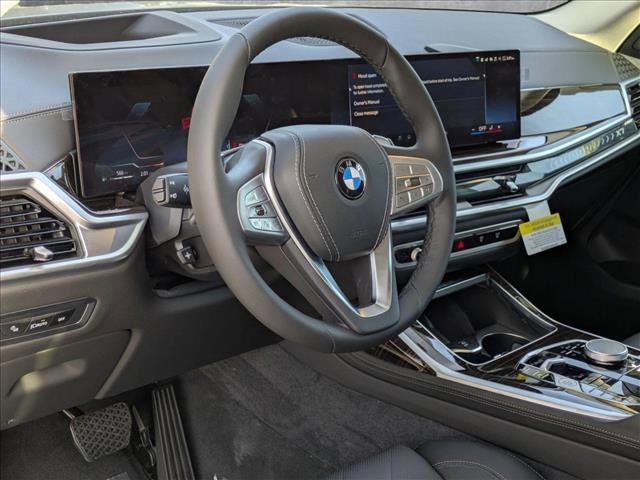 new 2025 BMW X7 car, priced at $86,875