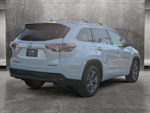 used 2014 Toyota Highlander car, priced at $18,495