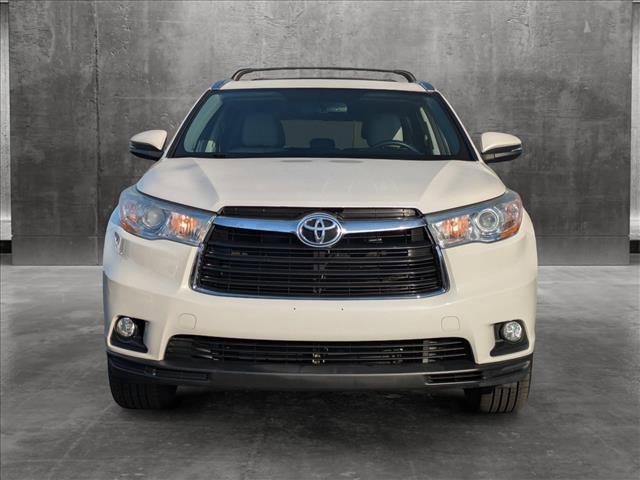 used 2014 Toyota Highlander car, priced at $18,495