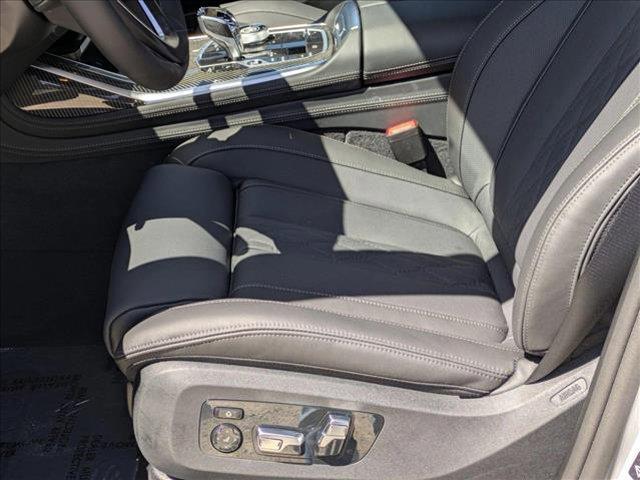 new 2025 BMW ALPINA XB7 car, priced at $158,295
