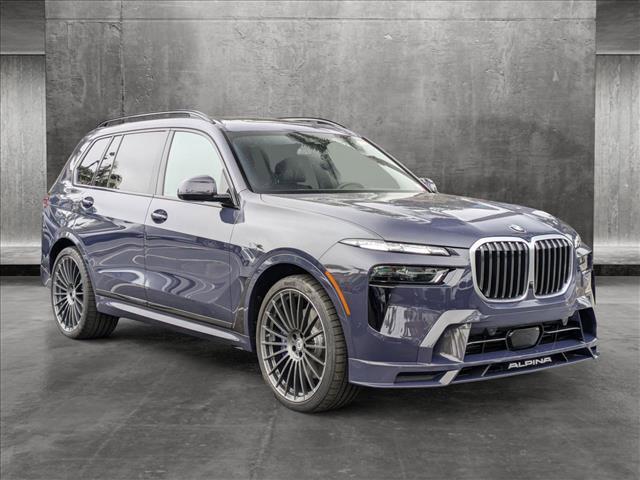 new 2025 BMW X7 car, priced at $159,745