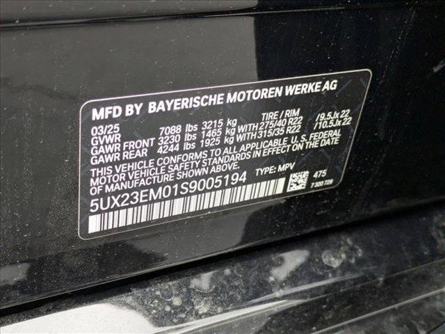 new 2025 BMW X7 car, priced at $100,385