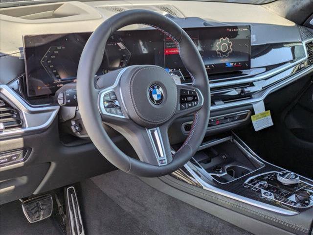 new 2025 BMW X7 car, priced at $129,325