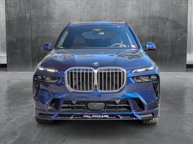 new 2025 BMW X7 car, priced at $159,295