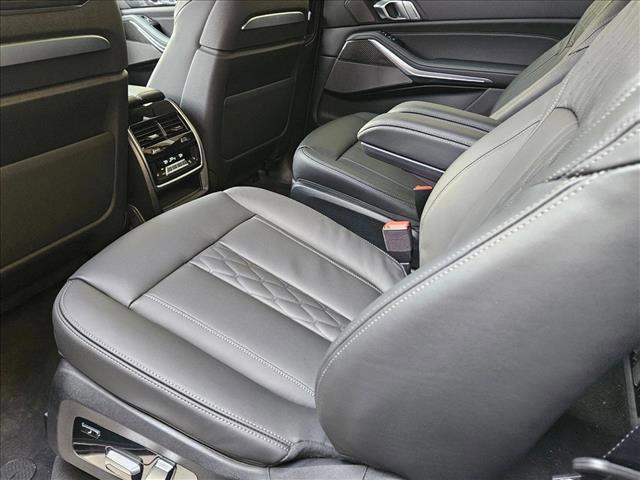 new 2026 BMW X7 car, priced at $123,490