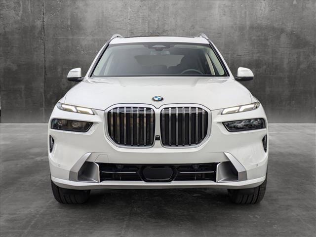 new 2025 BMW X7 car, priced at $89,675