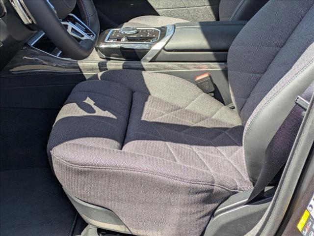 new 2024 BMW i7 car, priced at $200,585