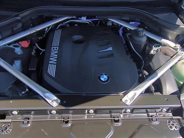 new 2026 BMW X7 car, priced at $104,080