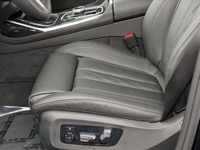 new 2025 BMW X7 car, priced at $116,590