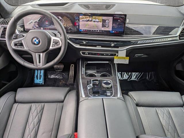 new 2025 BMW X7 car, priced at $117,525