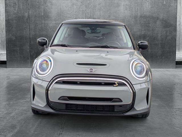 used 2023 MINI SE Hardtop car, priced at $22,995