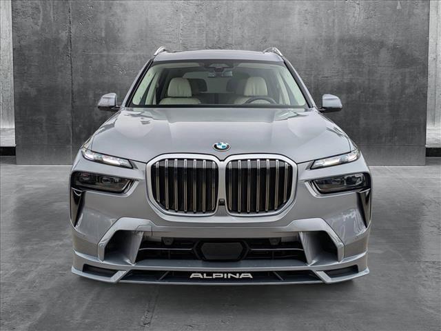 new 2025 BMW X7 car, priced at $159,695