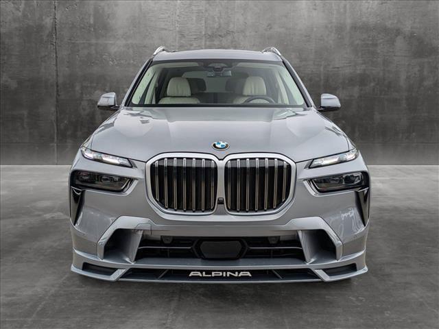 new 2025 BMW X7 car, priced at $159,695