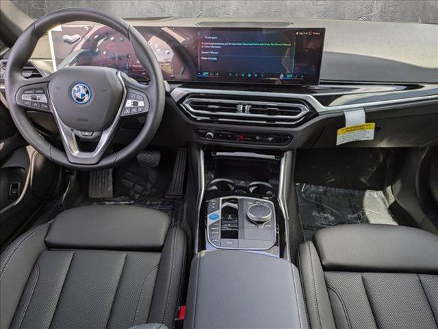 new 2025 BMW X7 car, priced at $157,345