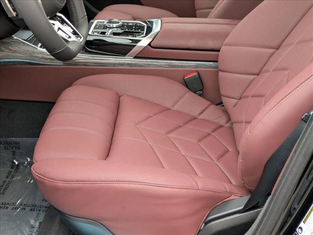 new 2025 BMW 760 car, priced at $133,705