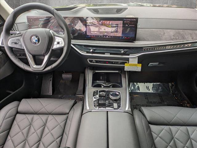 new 2025 BMW X7 car, priced at $88,675