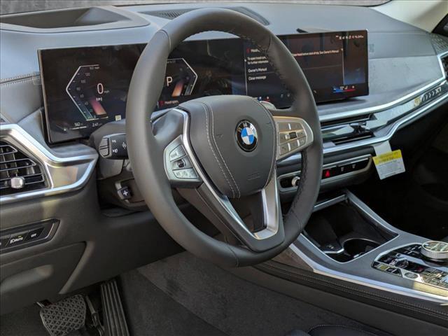 new 2025 BMW X7 car, priced at $90,235