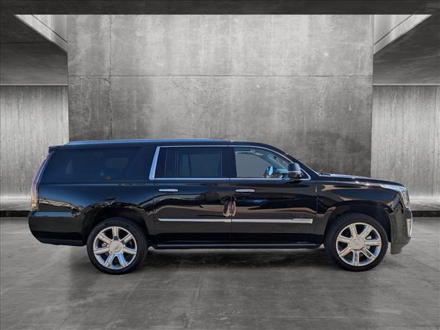 used 2020 Cadillac Escalade ESV car, priced at $51,998